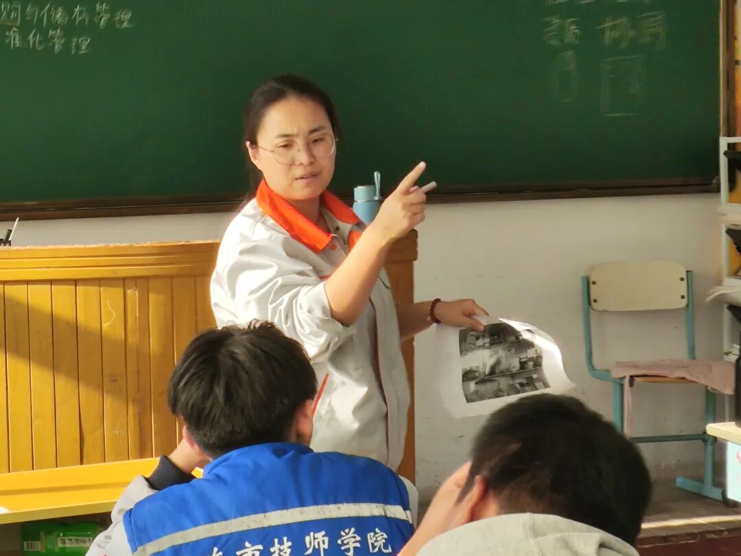 640 (2).jpg 640 (2).jpg