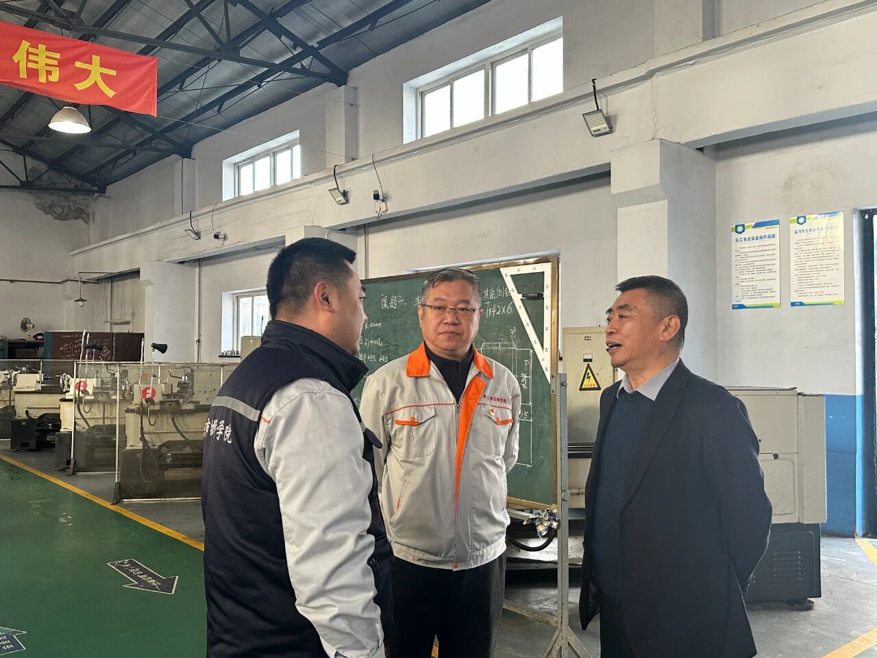 微信图片_2025-12-10_135348_101.jpg 微信图片_2025-12-10_135348_101.jpg